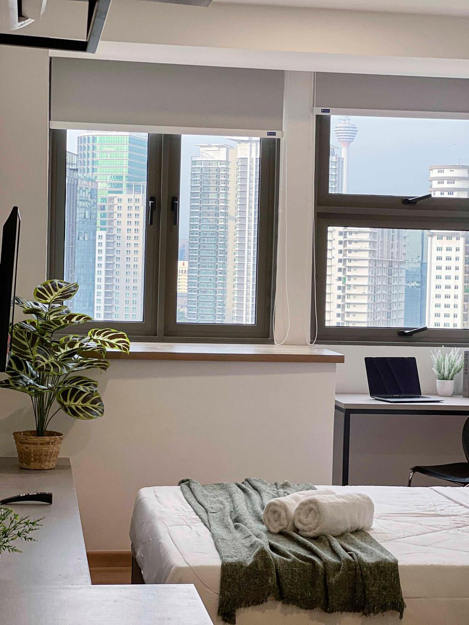 Sky Pool Kl Sentral - Riveria City Apartemen Kuala Lumpur