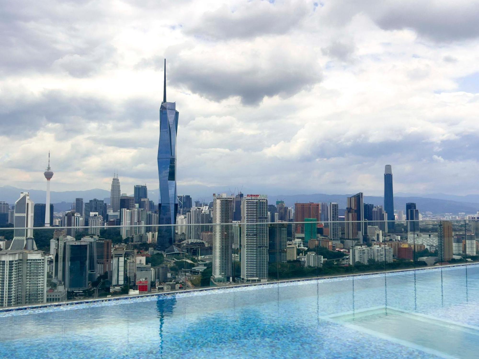 Sky Pool Kl Sentral - Riveria City Pangsapuri *